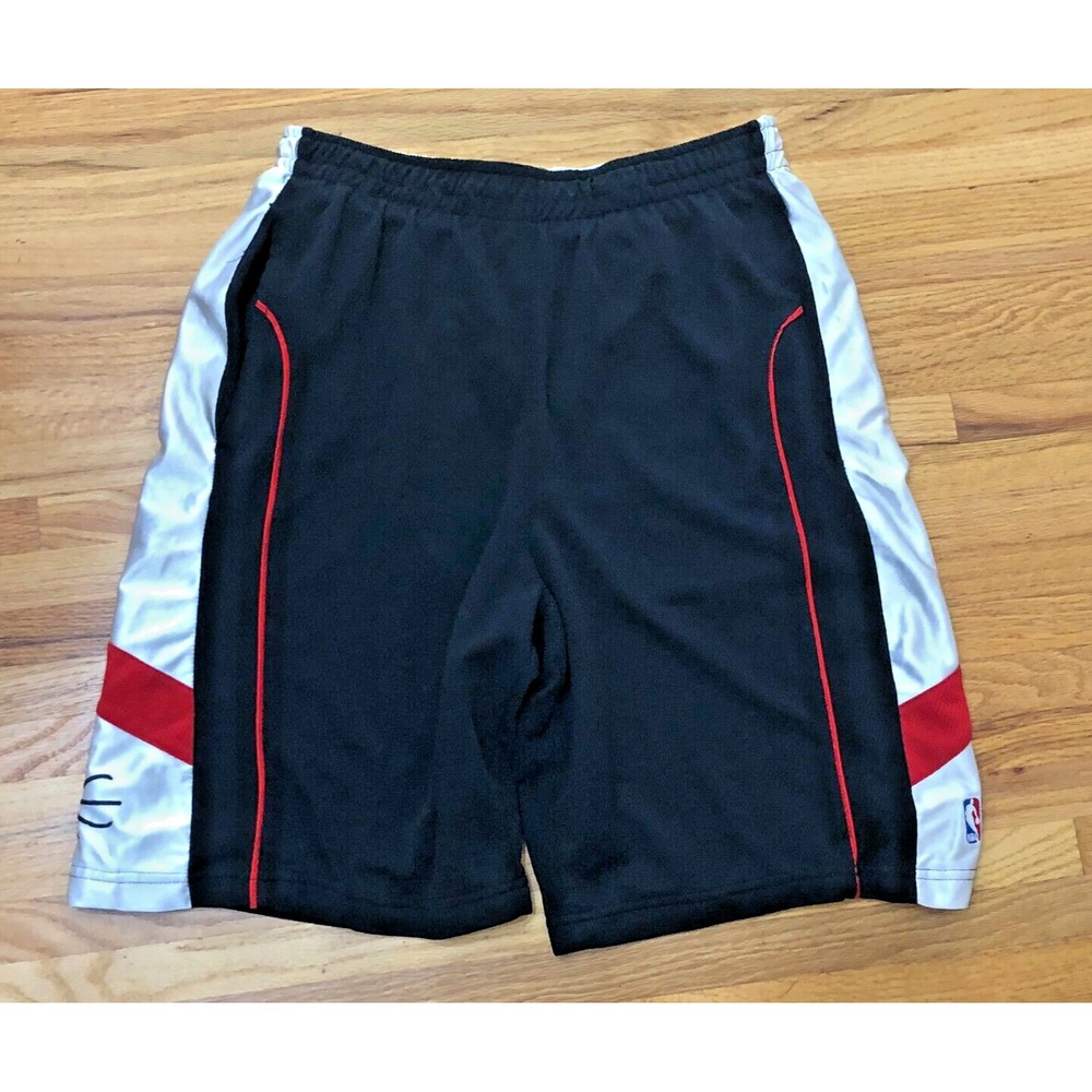 Vintage NBA Elevation Mens Short M Black Red Mesh Lined NBA Logo Embroidered‎